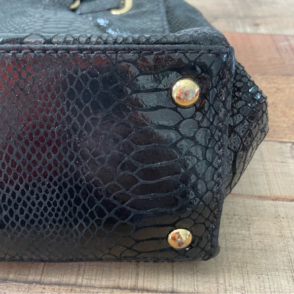 Michael Kors Snake Embossed Hamilton Handbag Black - Picture 6 of 13